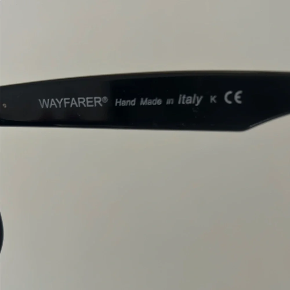 Ray-Ban Black Wayfarer Sunglasses - Picture 3 of 6